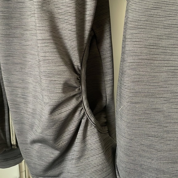 All in motion (target) workout zip up - Picture 4 of 7